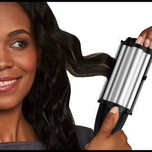 HOT TOOLS titanium ceramic deep waver ❤️